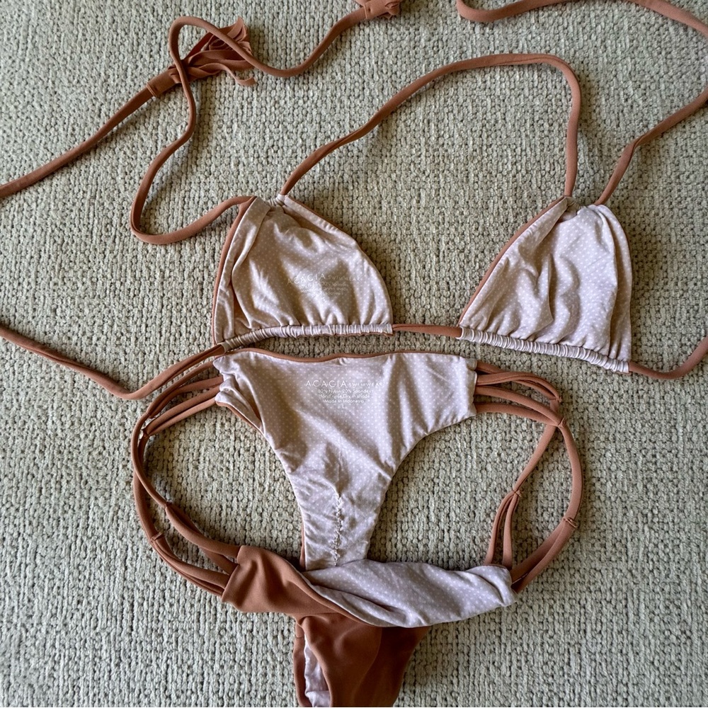Acacia Set - Picture 2 of 3